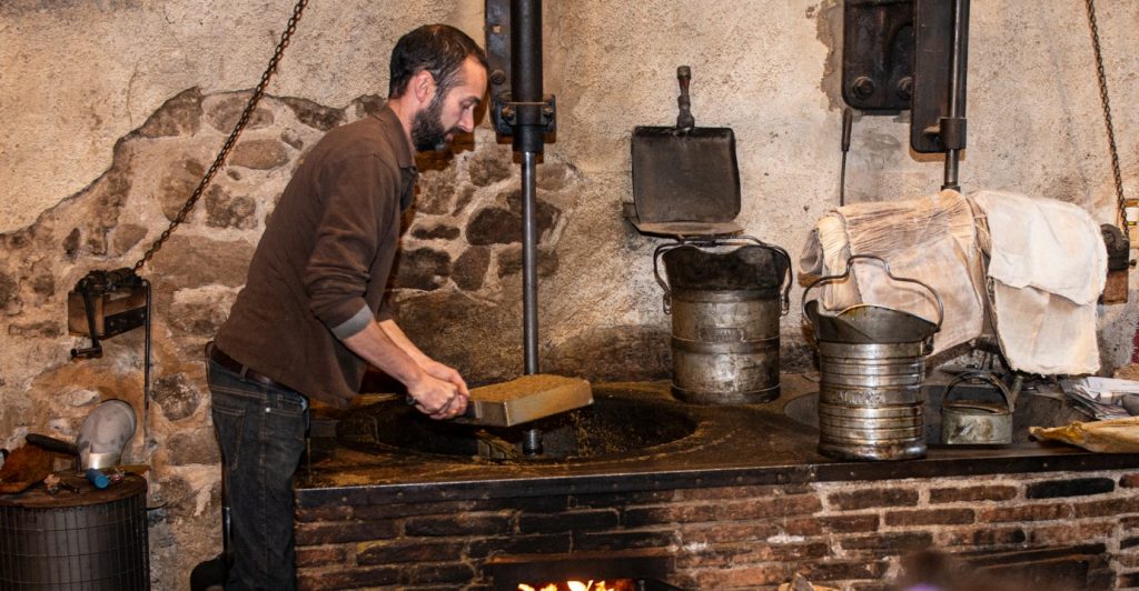 Moulin des massons fabrication d'huile