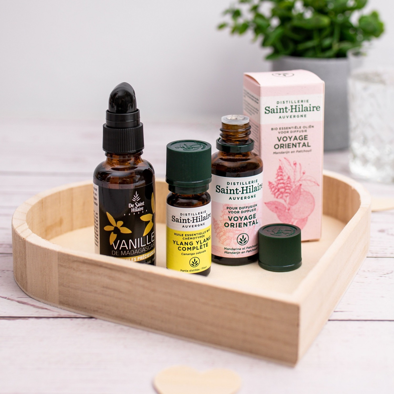 DISTILLERIE ST HILAIRE AUVERGNE La Route Des M tiers DISTILLERIE ST HILAIRE AUVERGNE La Route Des M tiers