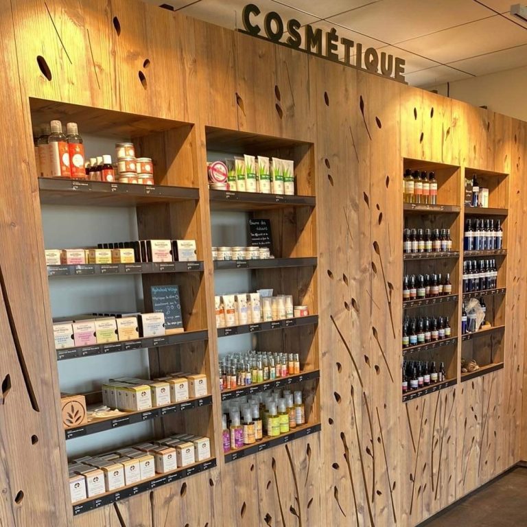 DISTILLERIE ST HILAIRE AUVERGNE La Route Des M tiers DISTILLERIE ST HILAIRE AUVERGNE La Route Des M tiers